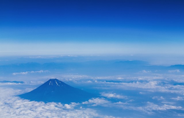 http://www.firstland.co.jp/info_topics/images/PAK853_yukidokenofuji14065044_TP_V.jpg